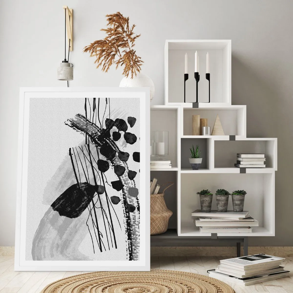 Plakat i hvid ramme - Sort og hvid organisk abstraktion - 70x100 cm