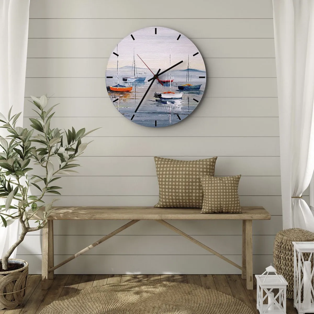Vægur, Uret - Farverige både fortøjer fredeligt på vandoverfladen - 30x30cm - Et velfortjent hvil - Moderne vægdekoration til stue, køkken og soveværelse ARTTOR
