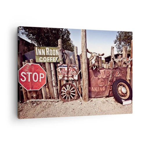 Lærredstryk - Billede på lærred - Rustik dekoration med skilte og et hjul på hegnet - 70x50cm - Og tiden er stoppet - Moderne vægdekoration til stue og soveværelse ARTTOR
