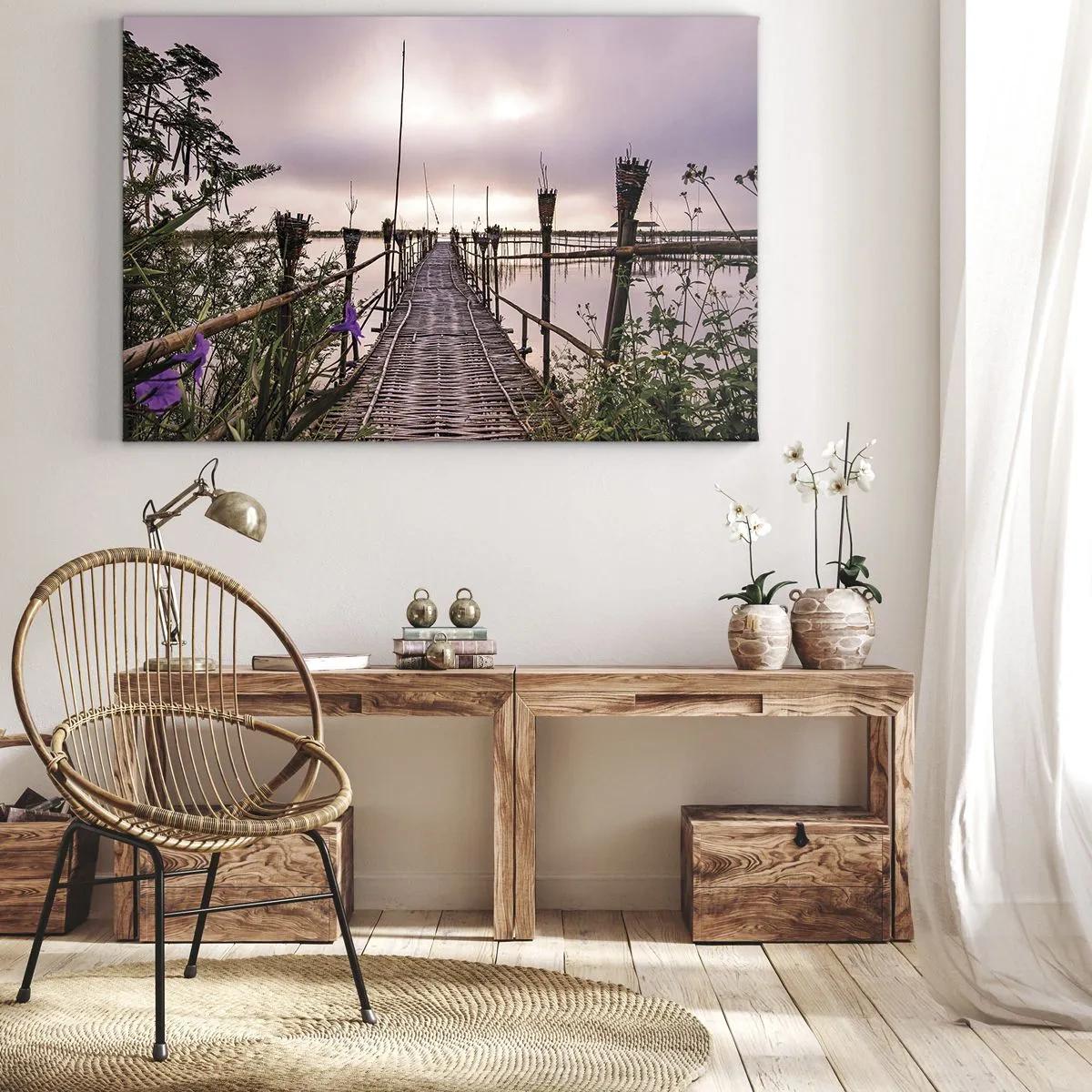 Lærredstryk - Billede på lærred - Bambusbro over vandet ved daggry - 70x50cm - Den stille og rolige atmosfære i Asien - Moderne vægdekoration til stue og soveværelse ARTTOR