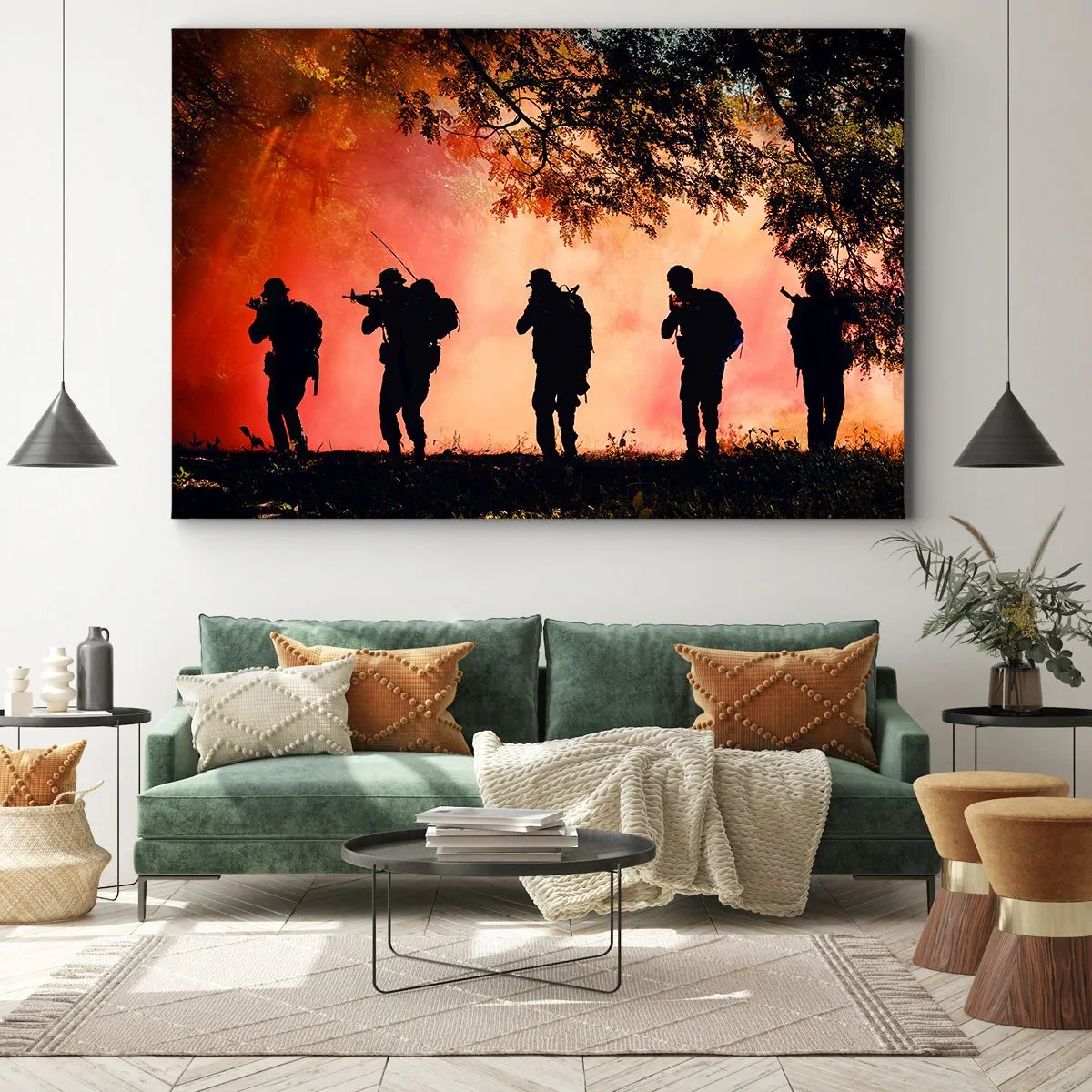 Lærredstryk - Billede på lærred - Silhuetter af soldater i skoven mod den orange himmel - 70x50cm - ...Alle for én. - Moderne vægdekoration til stue og soveværelse ARTTOR