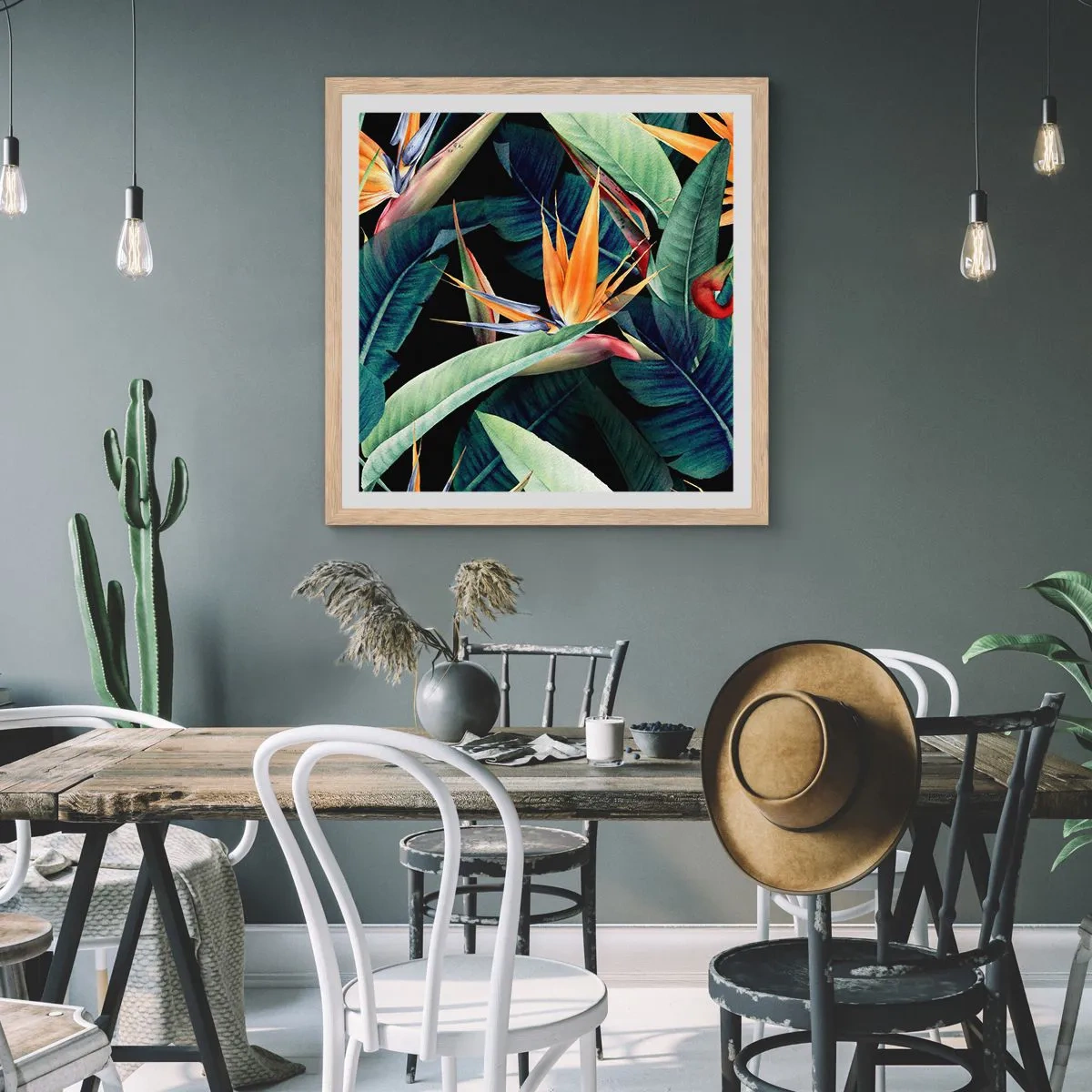 Plakat i ramme af lyst egetræ - Flammeblomster i troperne - 50x50 cm