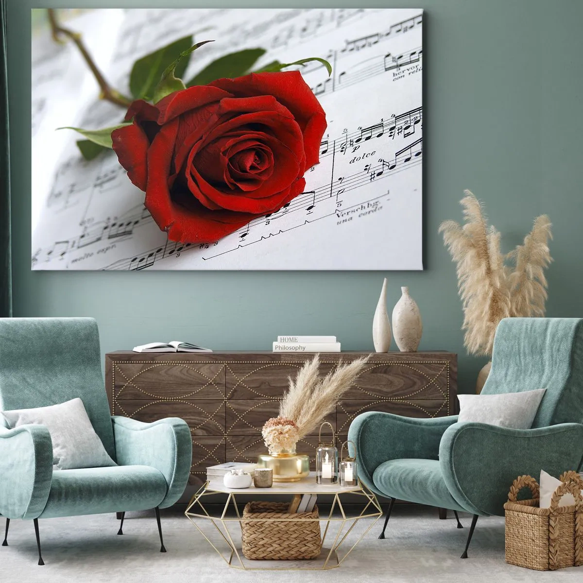 Lærredstryk - Billede på lærred - En rød rose mod en baggrund af musikalske noder på hvidt papir. - 70x50cm - Musik af følelser i skarlagenrødt - Moderne vægdekoration til stue og soveværelse ARTTOR