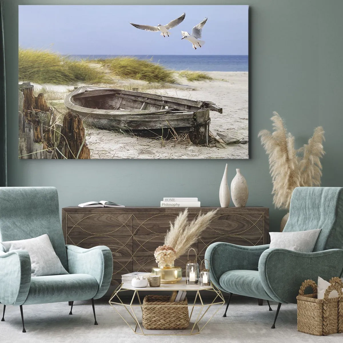 Lærredstryk - Billede på lærred - Forladt båd på en strand med måger - 70x50cm - Badet i vinden - Moderne vægdekoration til stue og soveværelse ARTTOR