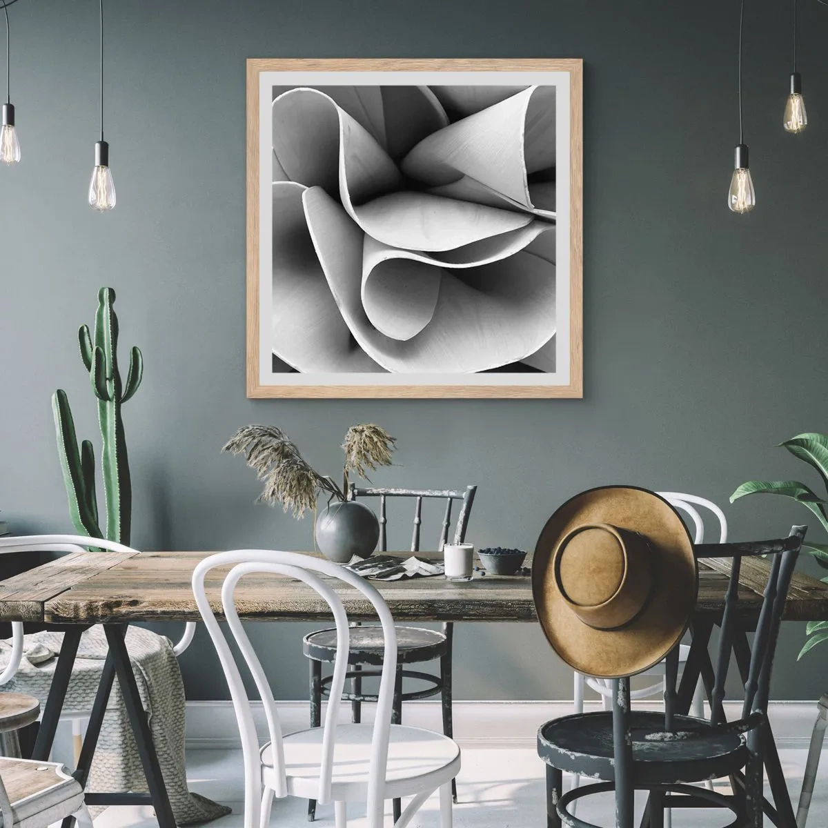 Plakat i ramme af lyst egetræ - Hvad der sker i rummet - 50x50 cm