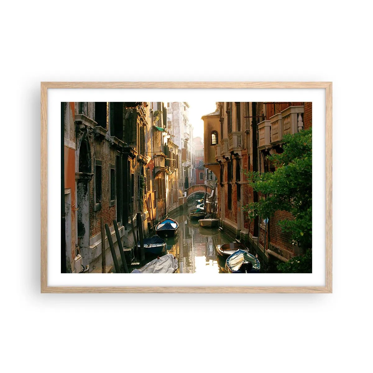 Plakat i ramme af lyst egetræ - I en venetiansk baggyde - 70x50 cm