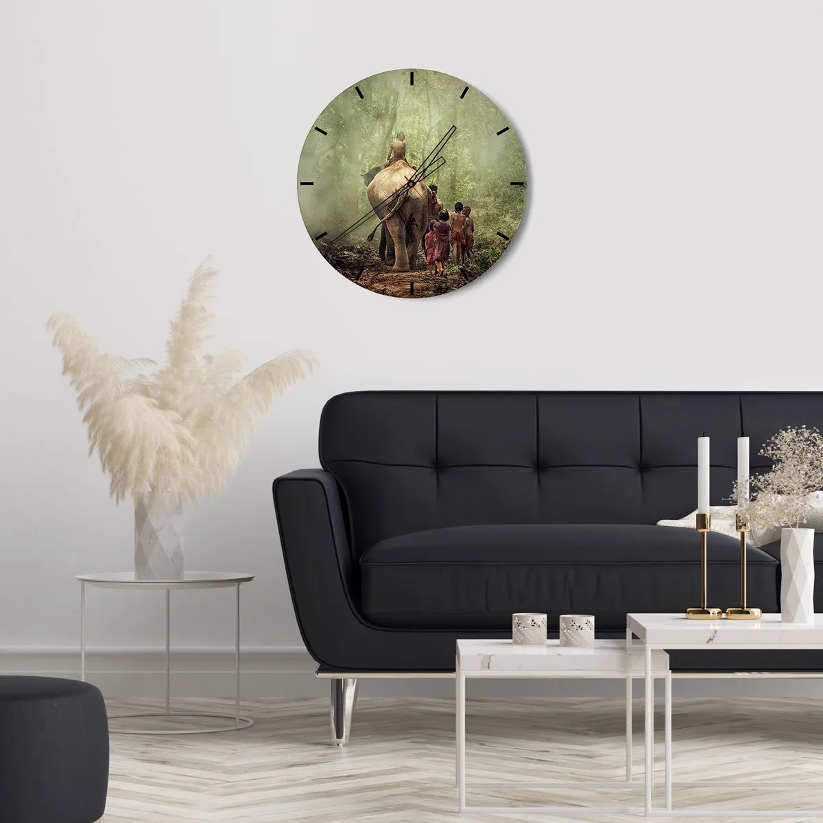 Vægur, Uret - Børn og en elefant i en tæt skov om morgenen - 30x30cm - Den nye Junglebog - Moderne vægdekoration til stue, køkken og soveværelse ARTTOR