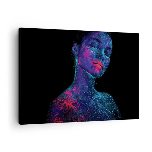 Lærredstryk - Billede på lærred - Portræt af en kvinde i neonfarver på en sort baggrund - 70x50cm - I stjernestøv - Moderne vægdekoration til stue og soveværelse ARTTOR