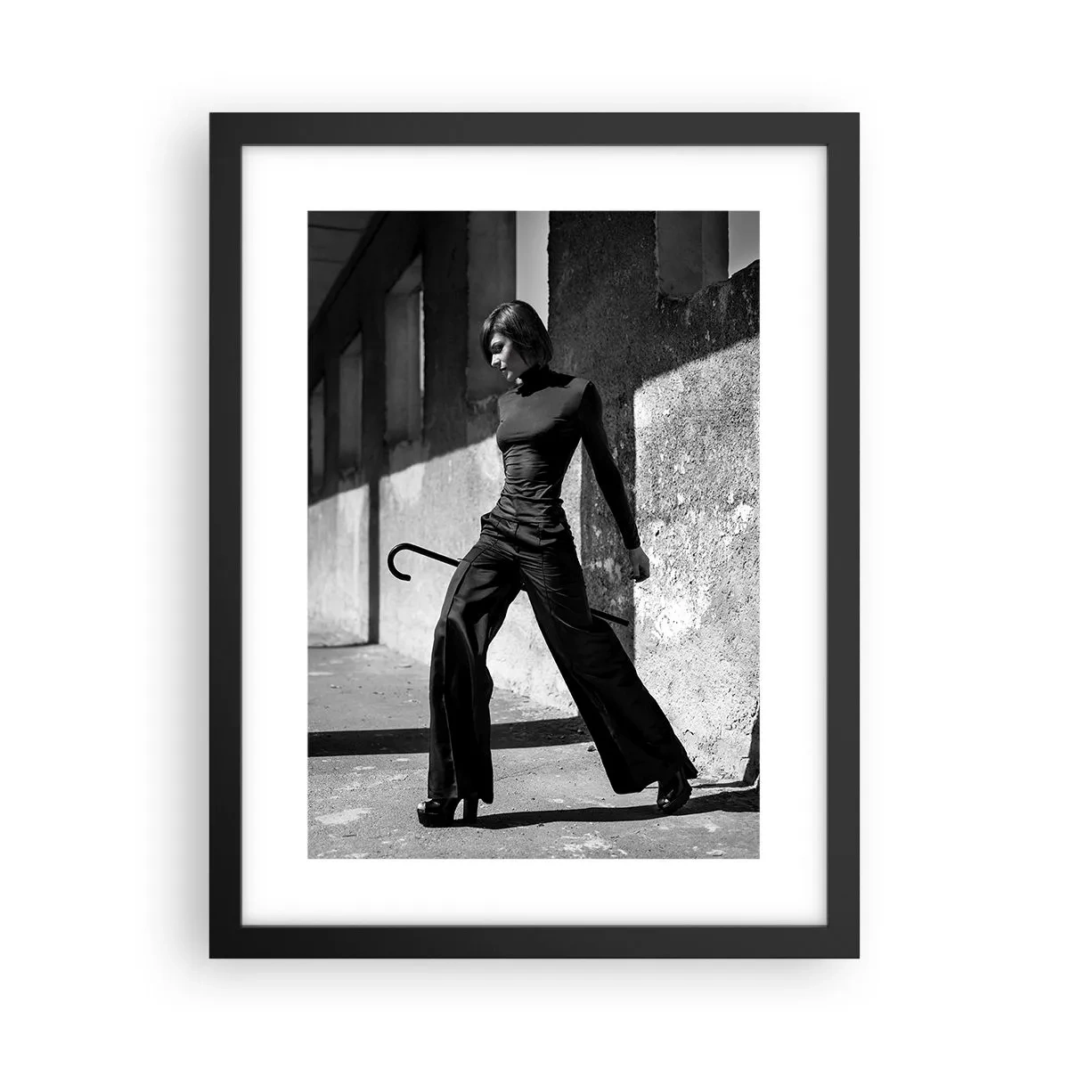 Plakat i sort ramme - Byens elegance - 30x40 cm