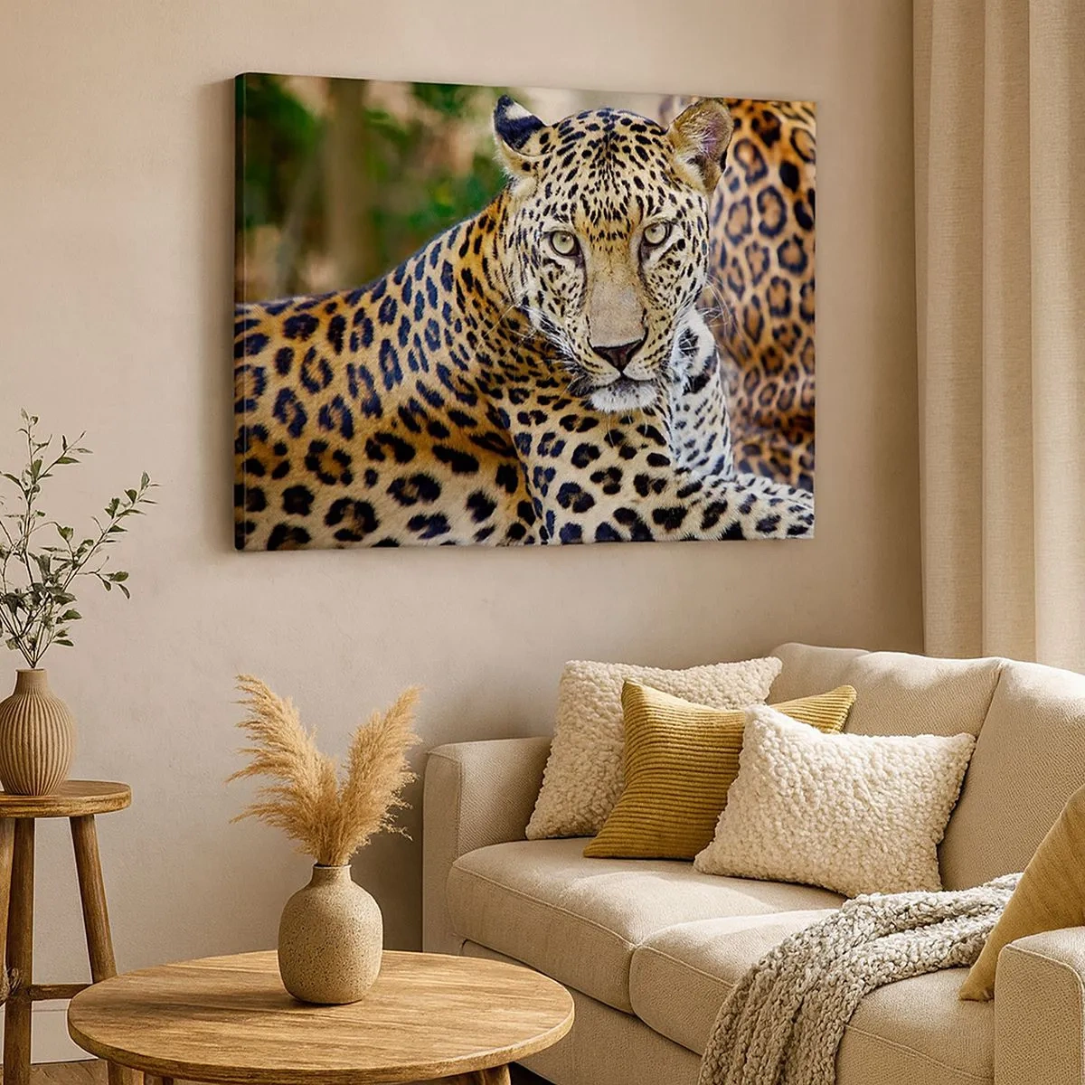 Lærredstryk - Billede på lærred - Jaguar hviler i naturlige omgivelser med en grøn baggrund. - 70x50cm - Vild og rolig - Moderne vægdekoration til stue og soveværelse ARTTOR