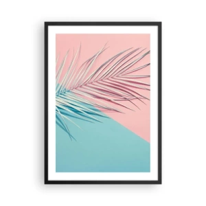 Plakat i sort ramme - Et palmetræ mod en baggrund af pastelrosa og blå farver - 50x70cm - Tropisk indtryk - Moderne vægdekoration til stue og soveværelse ARTTOR