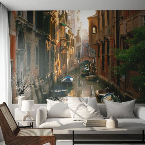 Fototapet Premium Canvas - I en venetiansk baggyde - Landskab, Arkitektur, Venedig - 100x70 cm