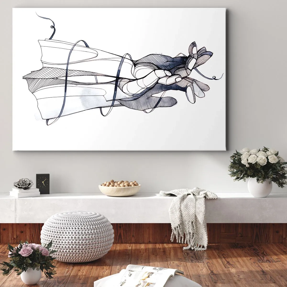 Lærredstryk - Billede på lærred - En diskret tegning af en hånd med en sart blomst - 70x50cm - En undersøgelse af berøring - Moderne vægdekoration til stue og soveværelse ARTTOR