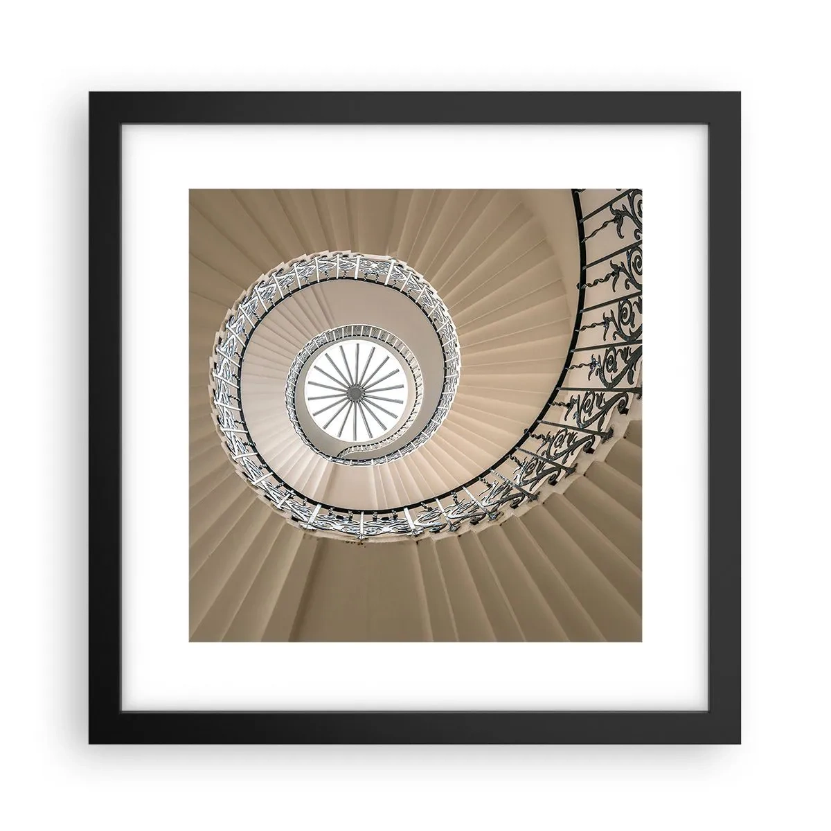 Plakat i sort ramme - I midten af en skal - 30x30 cm