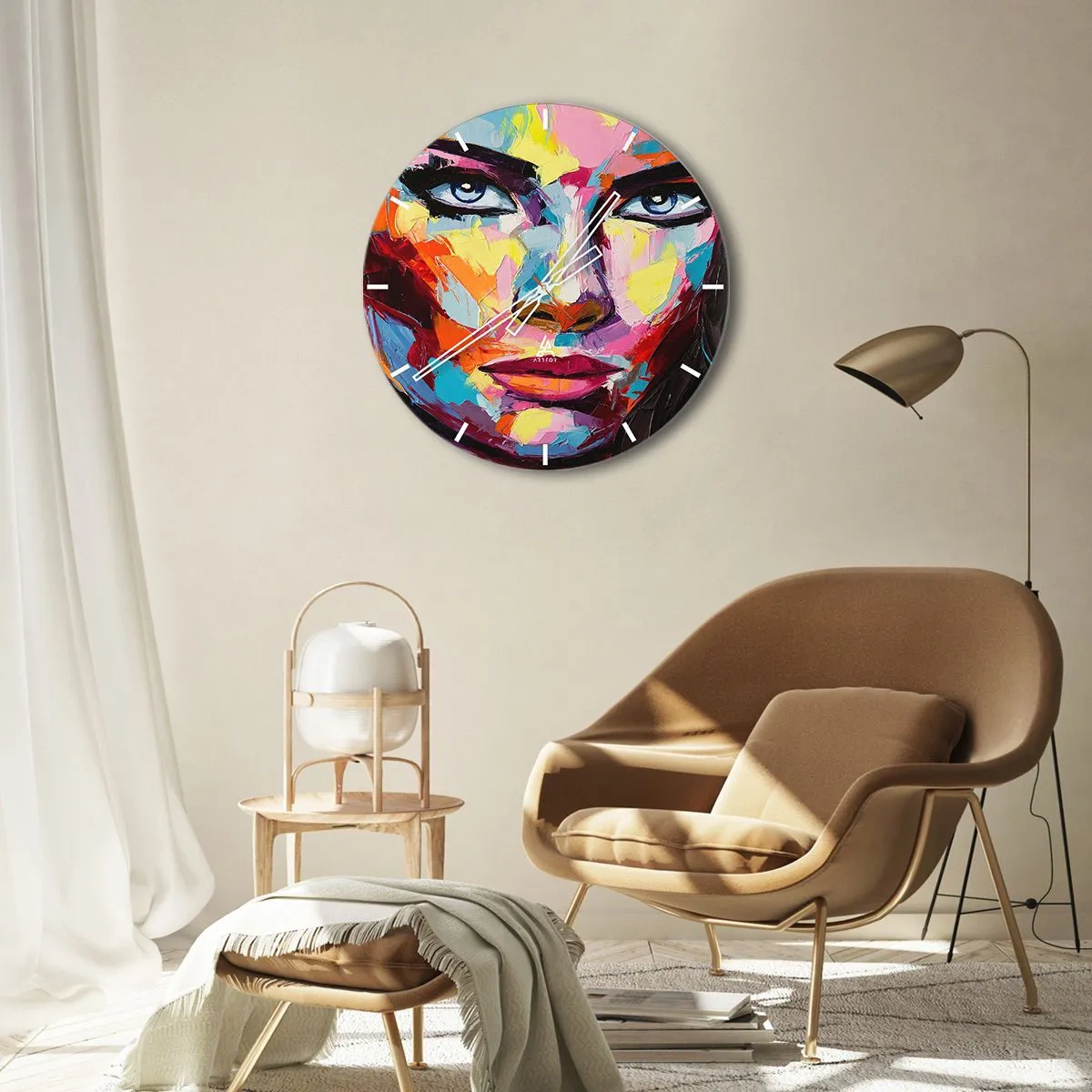 Vægur, Uret - Abstrakt portræt af en kvinde i levende farver - 30x30cm - Også en farverig sjæl - Moderne vægdekoration til stue, køkken og soveværelse ARTTOR