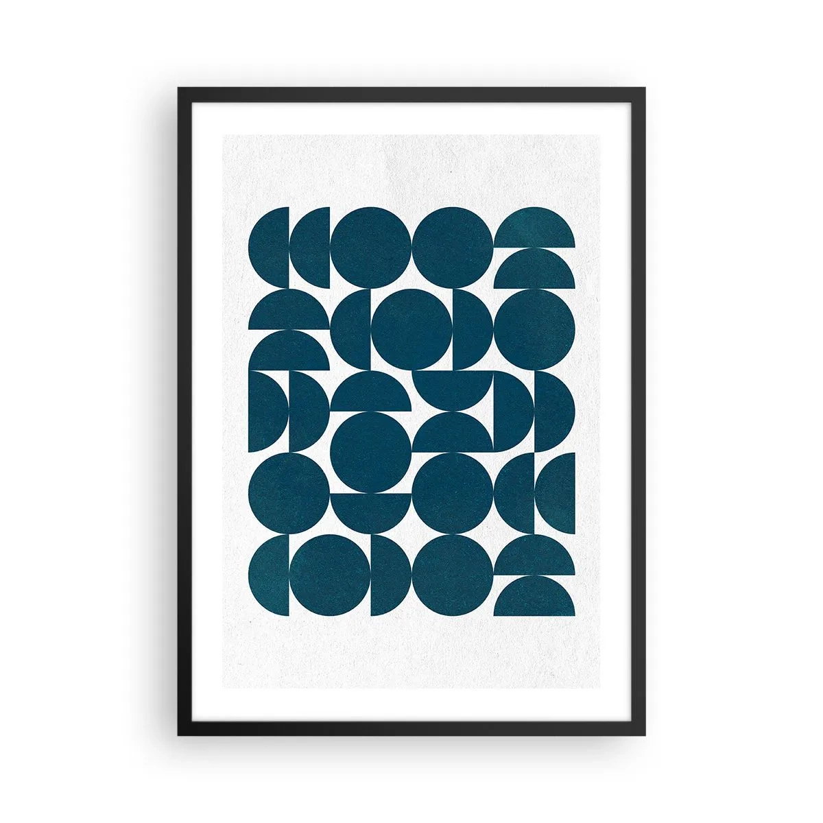 Plakat i sort ramme - Geometrisk komposition med blå cirkler - 50x70cm - Cirkler og halvcirkler - Moderne vægdekoration til stue og soveværelse ARTTOR
