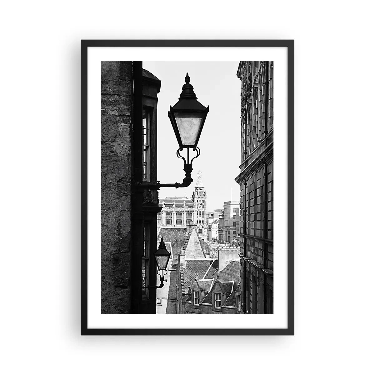 Plakat i sort ramme - Charmen ved smalle gader - 50x70cm - Historien om Edinburgh - Moderne vægdekoration til stue og soveværelse ARTTOR