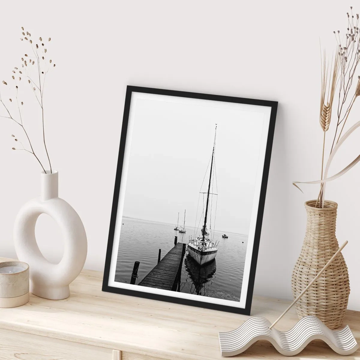 Plakat i sort ramme - Klar til at gå - 50x70cm - Klar til afgang - Moderne vægdekoration til stue og soveværelse ARTTOR