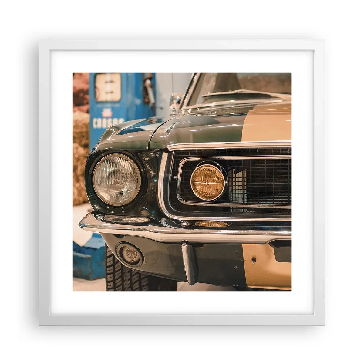 Plakat i hvid ramme - Møde med en legende - 40x40 cm