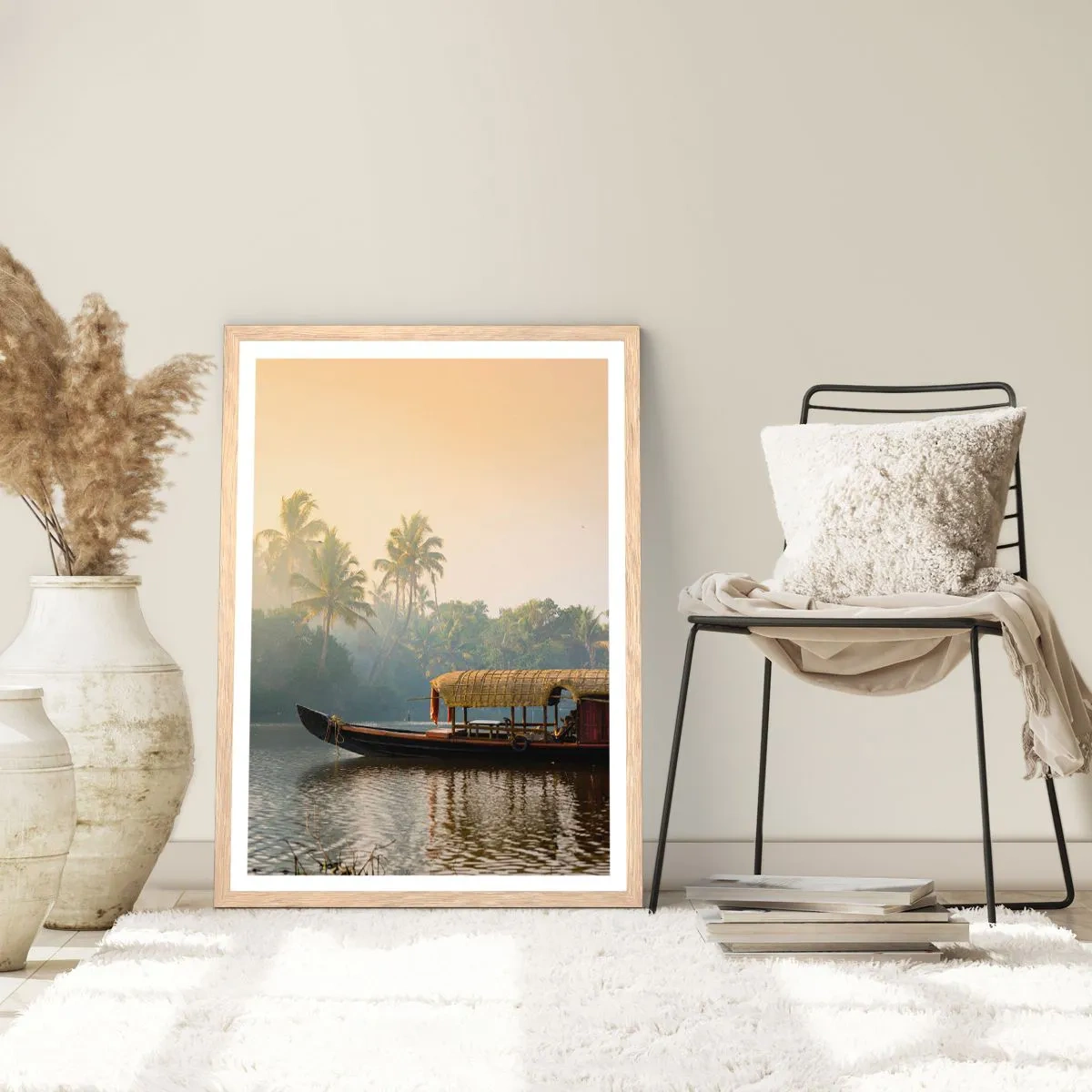 Plakat i ramme af lyst egetræ - Hus ved floden - 50x70 cm