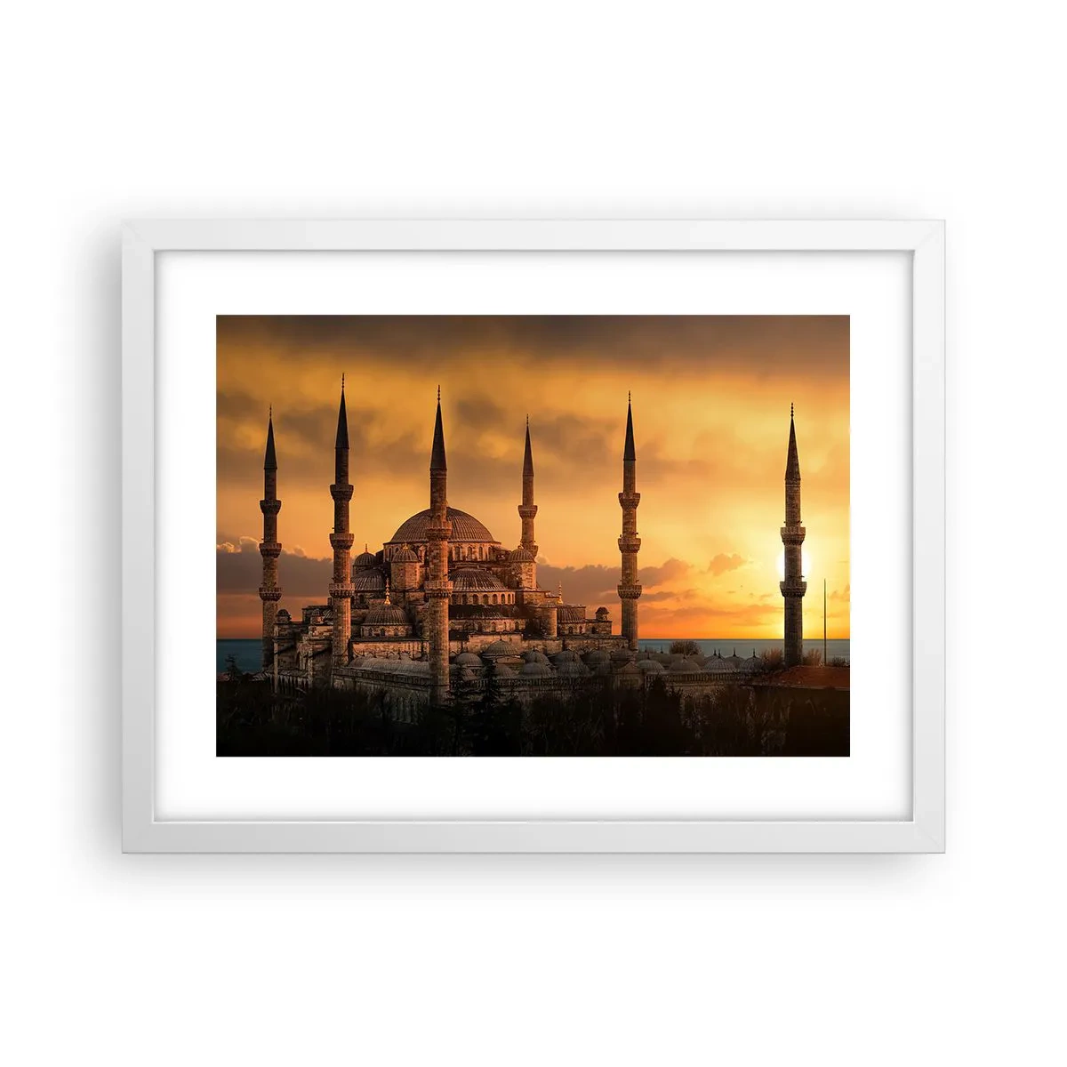 Plakat i hvid ramme - Gud er stor - 40x30 cm