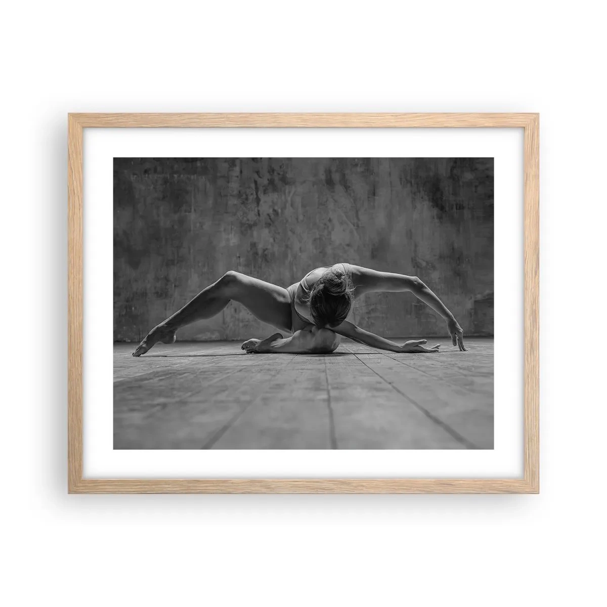 Plakat i ramme af lyst egetræ - Symmetri fundet - 50x40 cm