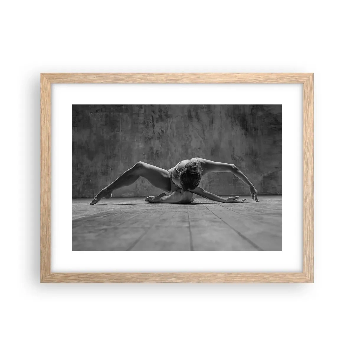 Plakat i ramme af lyst egetræ - Symmetri fundet - 40x30 cm