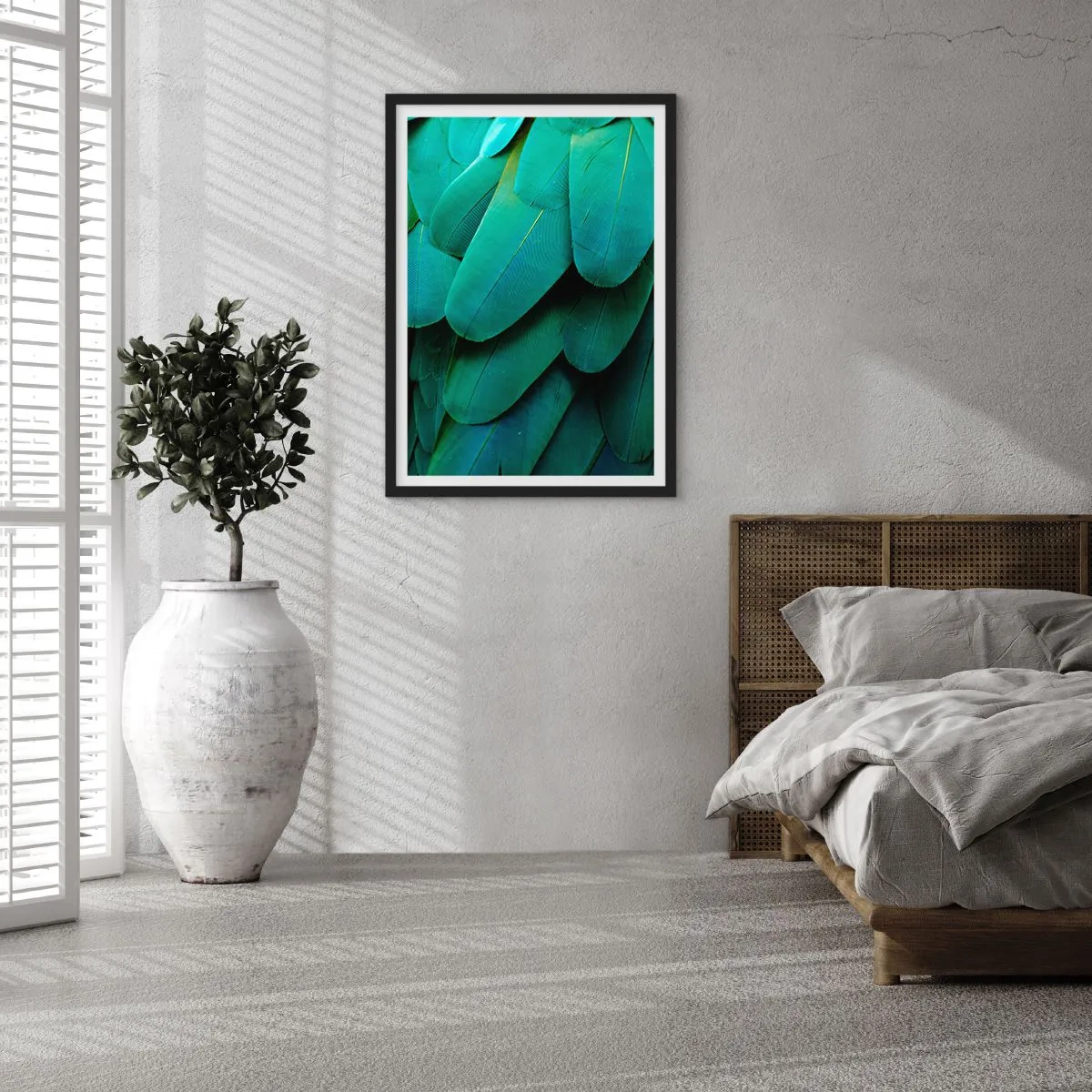 Plakat i sort ramme - Nærbillede af de grønne fjer fra en eksotisk fugl - 50x70cm - Papegøjenaturens præcision - Moderne vægdekoration til stue og soveværelse ARTTOR