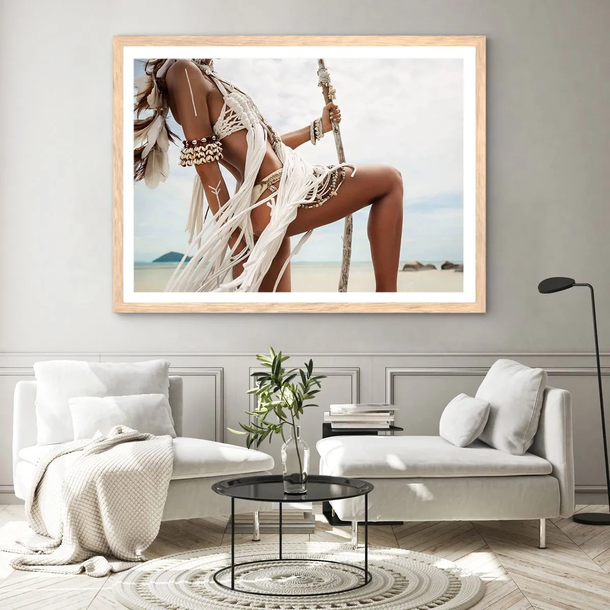 Plakat i ramme af lyst egetræ - Præstinde af solen - 100x70 cm