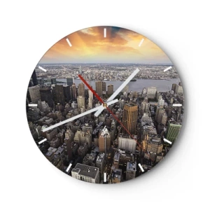 Vægur, Uret - Bypanorama med høje skyskrabere ved solnedgang - 30x30cm - Tidens bankende hjerte - Moderne vægdekoration til stue, køkken og soveværelse ARTTOR