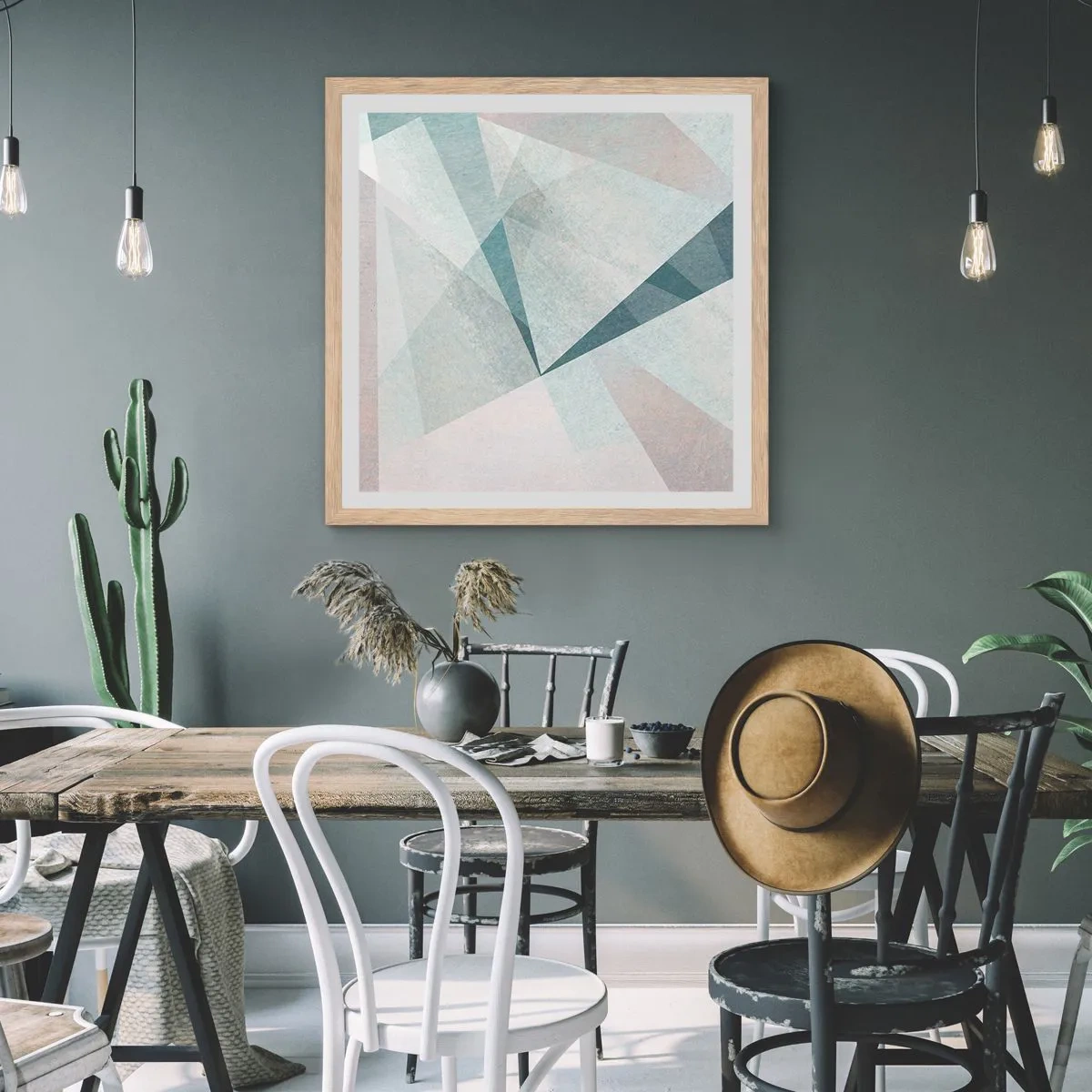 Plakat i ramme af lyst egetræ - Rolig og alligevel dynamisk - 40x40 cm