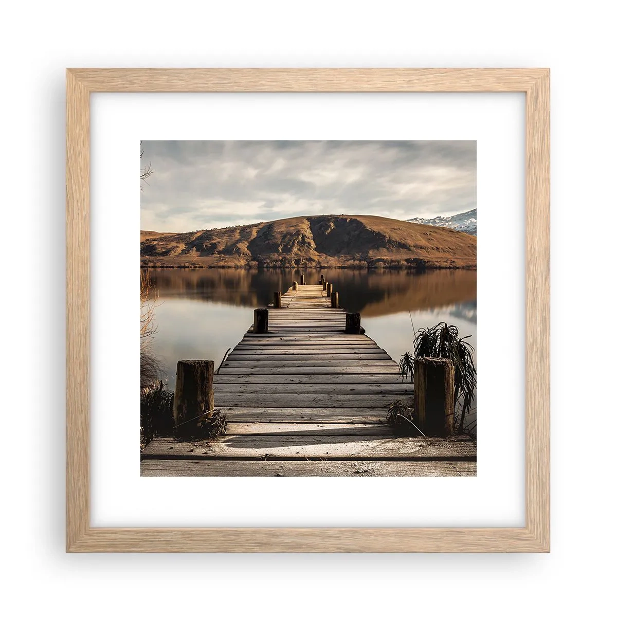 Plakat i ramme af lyst egetræ - Et landskab i stilhed - 30x30 cm