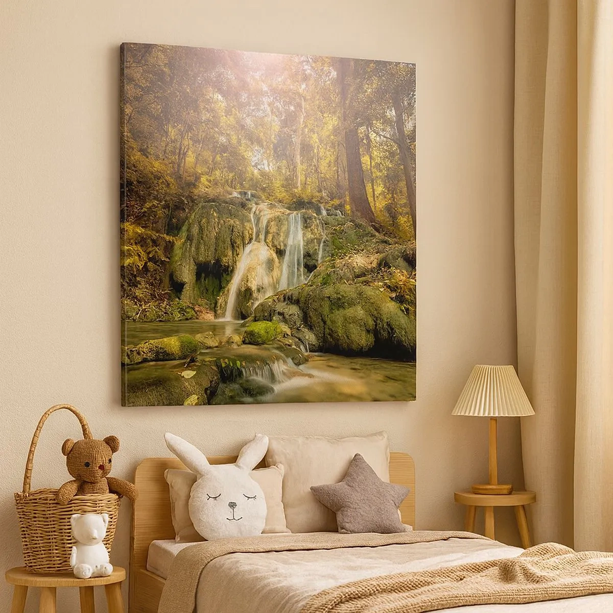 Lærredstryk - Billede på lærred - Skovkaskade i grønt - 30x30 cm