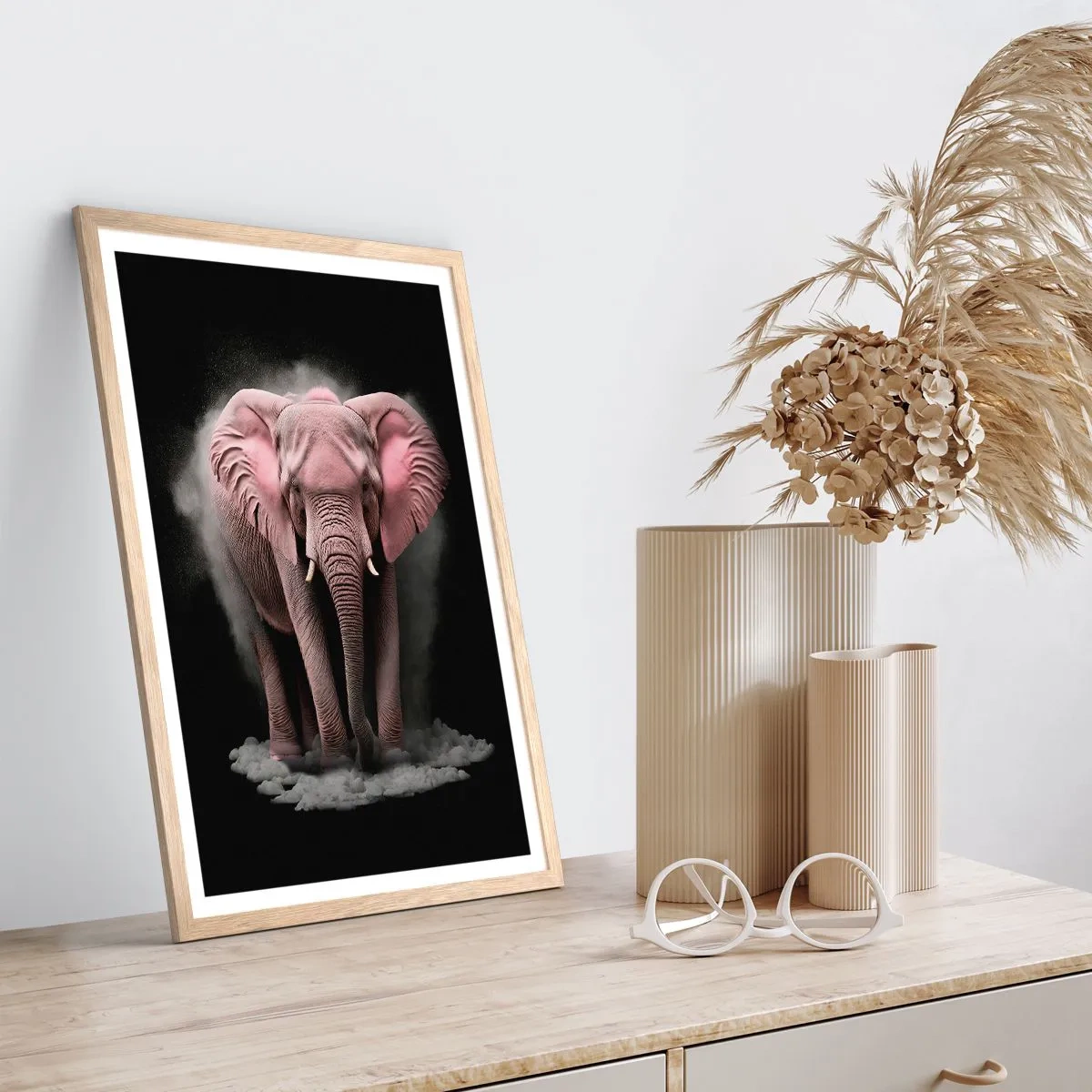 Plakat i ramme af lyst egetræ - Tænk ikke på en lyserød elefant! - 40x50 cm