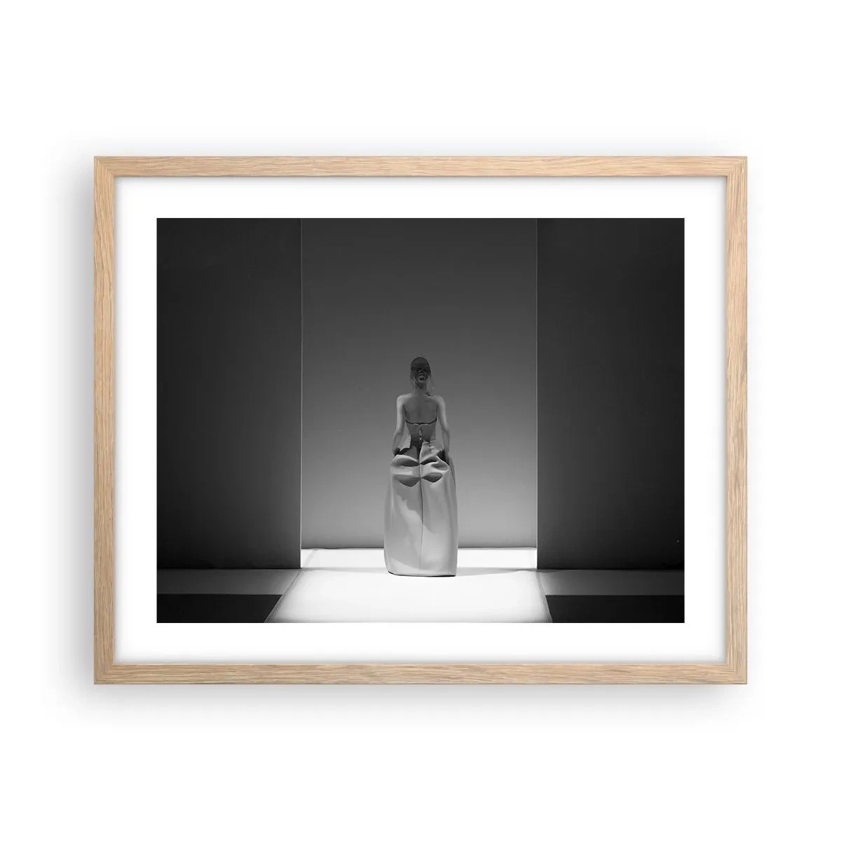 Plakat i ramme af lyst egetræ - Raffineret enkelhed - 50x40 cm