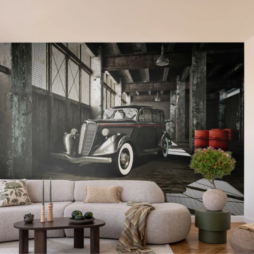Fototapet Premium Sand - 1930'ernes vedvarende elegance. - Automotive, Retro bil, Fabrikslager - 100x70 cm