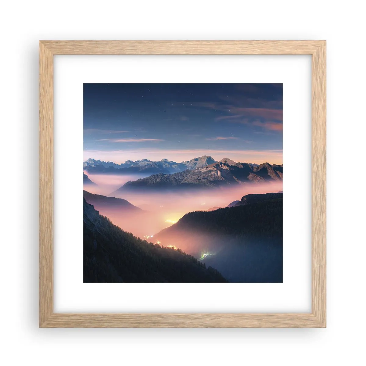 Plakat i ramme af lyst egetræ - Lys i dalene - 30x30 cm