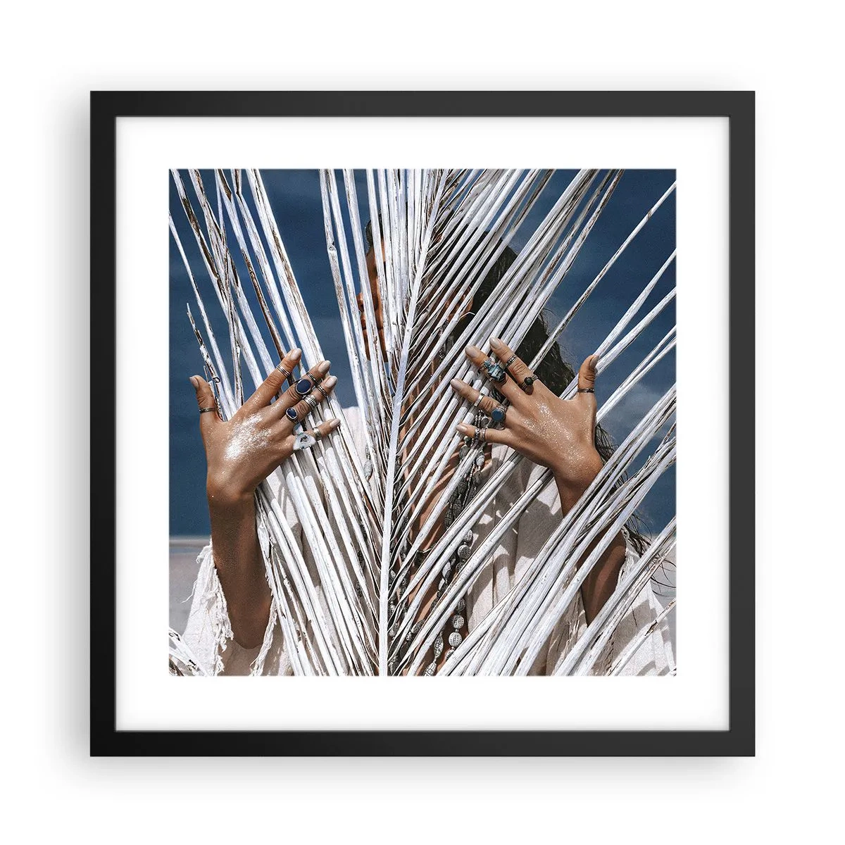 Plakat i sort ramme - Shamanens kæreste? - 40x40 cm
