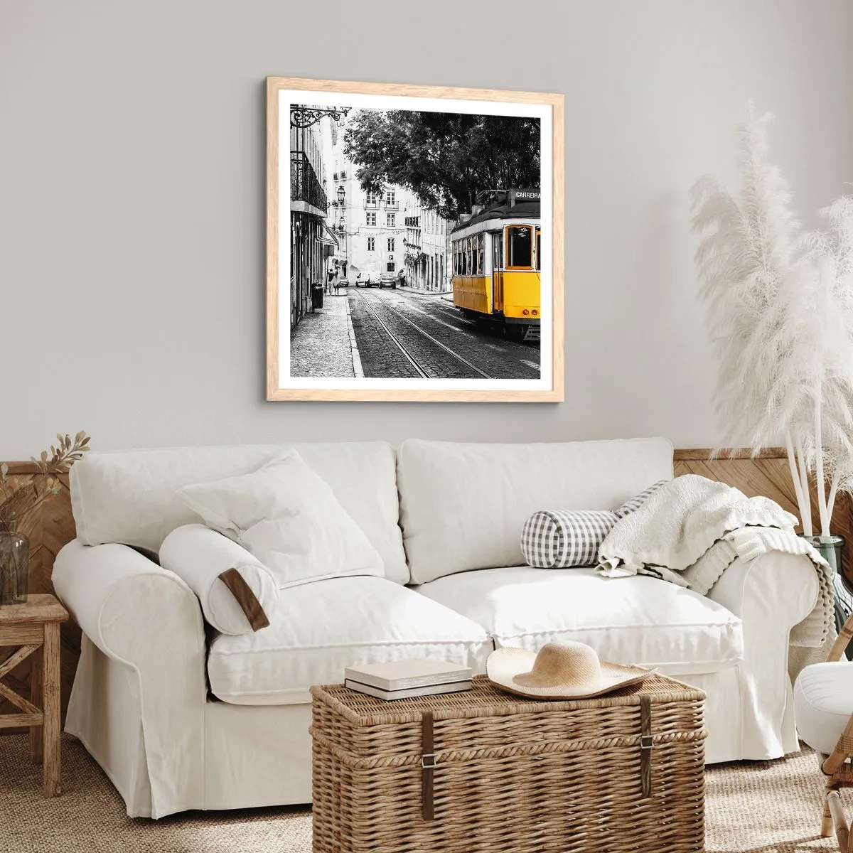 Plakat i ramme af lyst egetræ - Og en fado i baggrunden - 50x50 cm