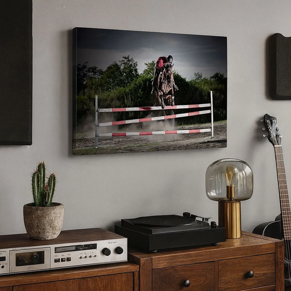 Lærredstryk - Billede på lærred - En rytter på en hest, der hopper over en forhindring på en væddeløbsbane - 70x50cm - Sammen om sejren - Moderne vægdekoration til stue og soveværelse ARTTOR