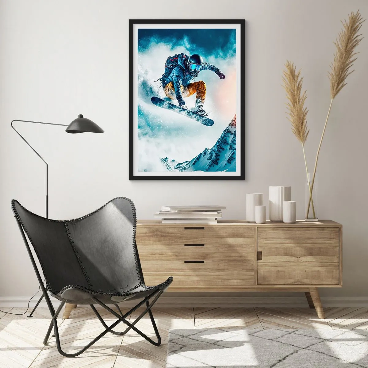 Plakat i sort ramme - En snowboarder flyver hen over en snedækket bjergtop - 50x70cm - Ekstreme følelser - Moderne vægdekoration til stue og soveværelse ARTTOR