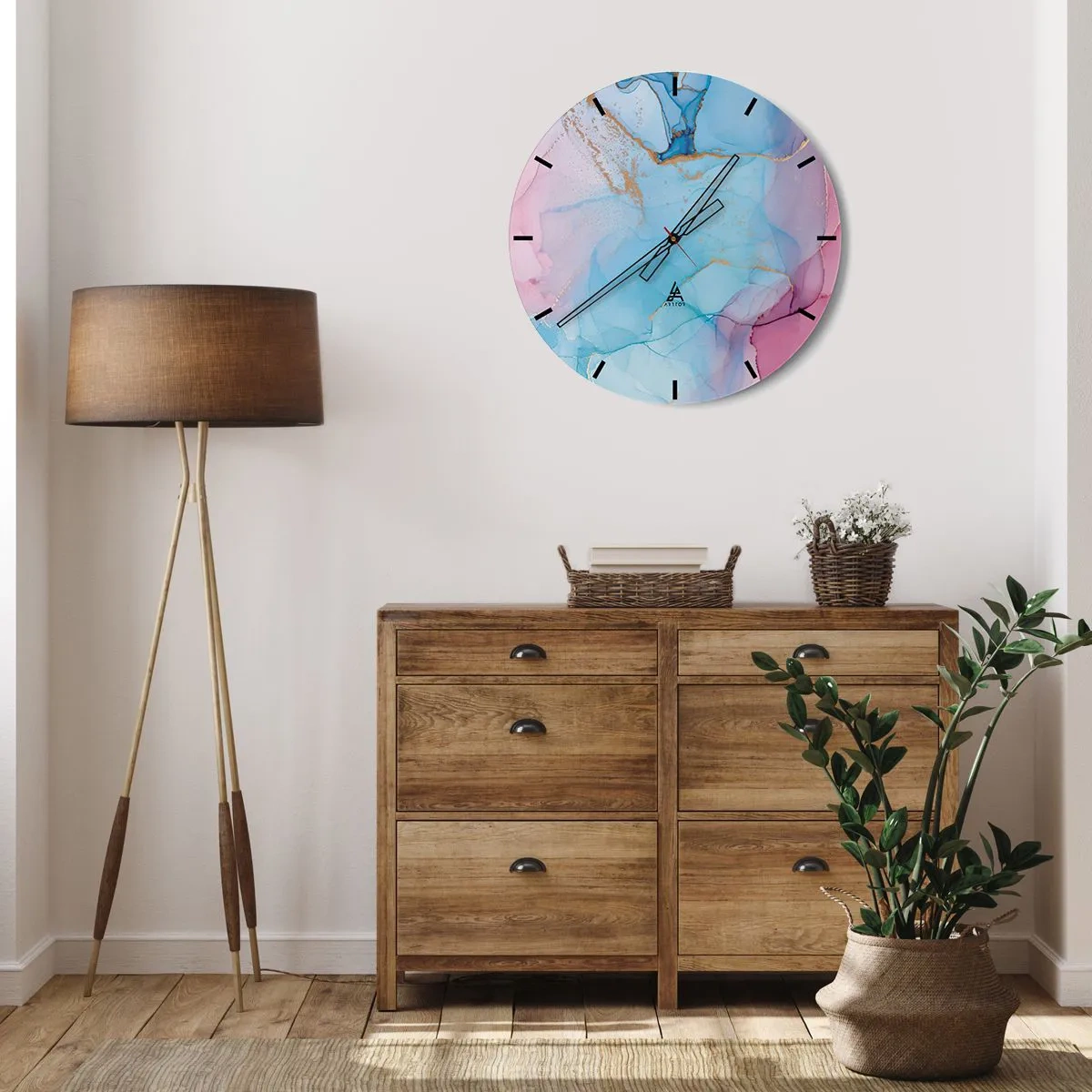 Vægur, Uret - Abstraktion i pastelfarver med gulddetaljer - 30x30cm - Møde og gennemtrængning - Moderne vægdekoration til stue, køkken og soveværelse ARTTOR