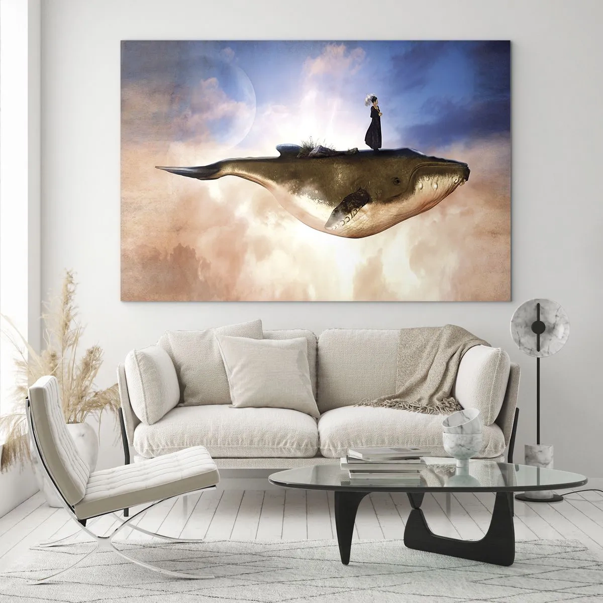 Billede på glas - En fantasihval, der svæver i skyerne med en kvinde på ryggen. - 70x50cm - En surrealistisk rejse - Moderne vægdekoration til stue og soveværelse ARTTOR