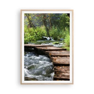Plakat i ramme af lyst egetræ - Over en skummende kaskade - 70x100 cm