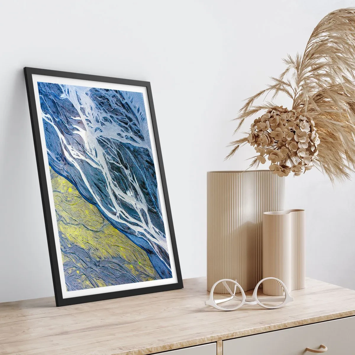 Plakat i sort ramme - Naturens hulemalerier - 30x40 cm