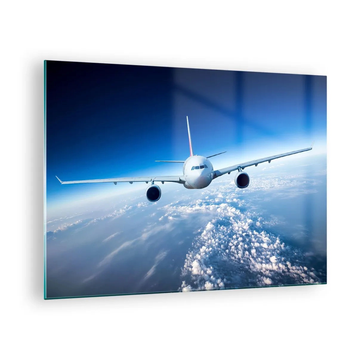 Billede på glas - Et passagerfly mod en blå himmel og skyer - 70x50cm - Jeg går, fordi jeg vil - Moderne vægdekoration til stue og soveværelse ARTTOR