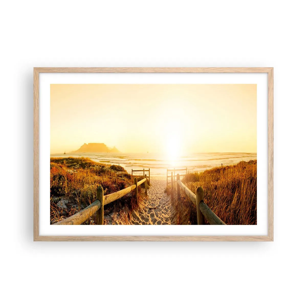 Plakat i ramme af lyst egetræ - Over klitten, mod solen - 70x50 cm