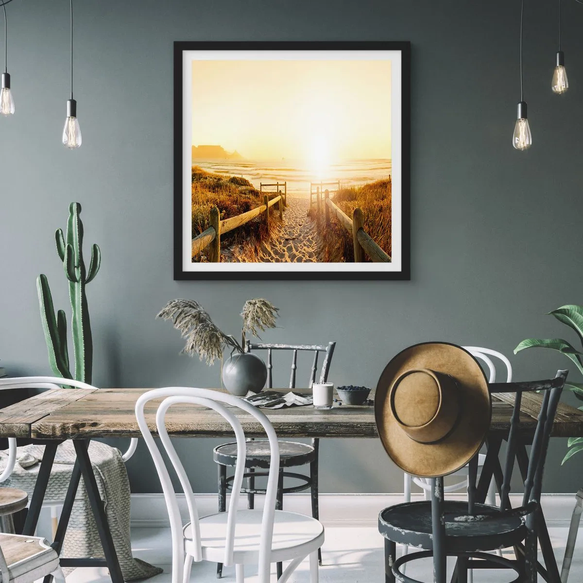 Plakat i sort ramme - Over klitten, mod solen - 30x30 cm