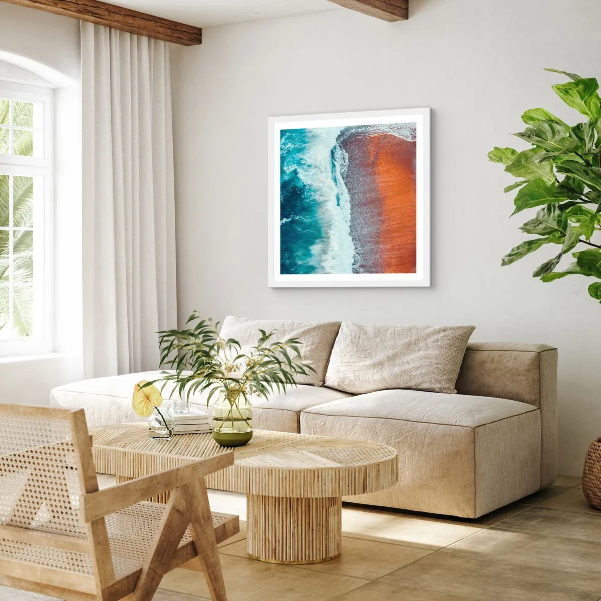 Plakat i hvid ramme - Et strejf af havet - 30x30 cm