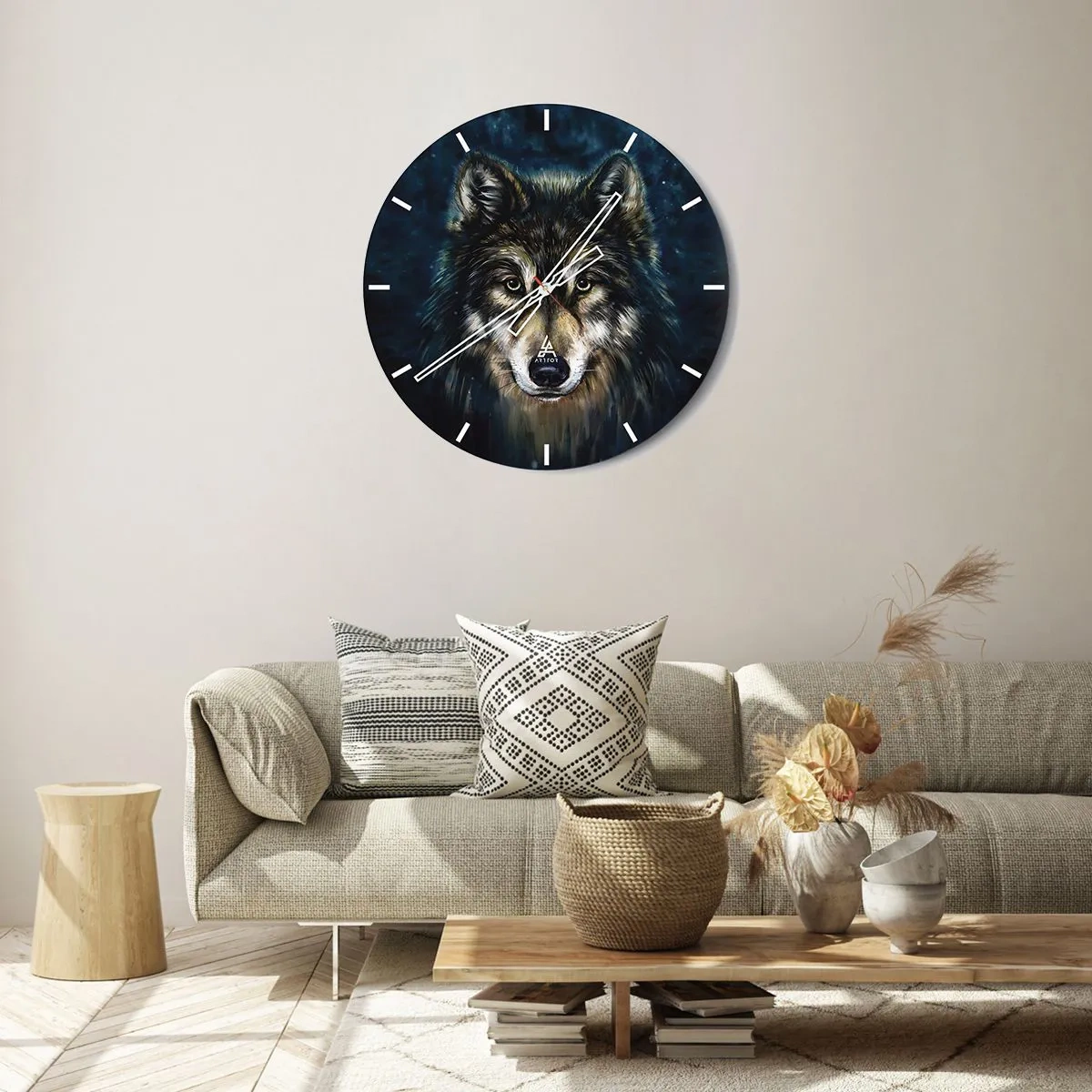 Vægur, Uret - Portræt af en ulv mod en mørkeblå nattehimmel - 30x30cm - Alfa? Og omega - Moderne vægdekoration til stue, køkken og soveværelse ARTTOR
